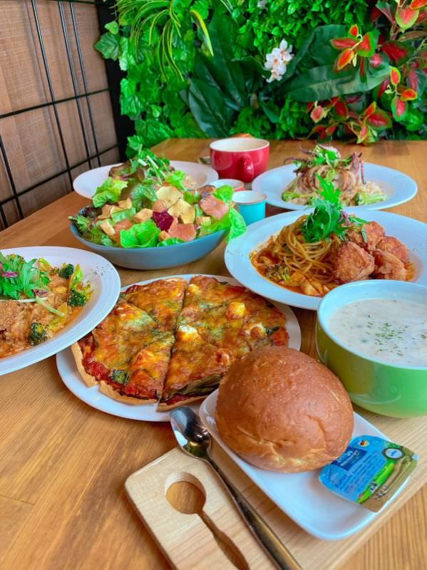 森林小徑大墩店享受美食